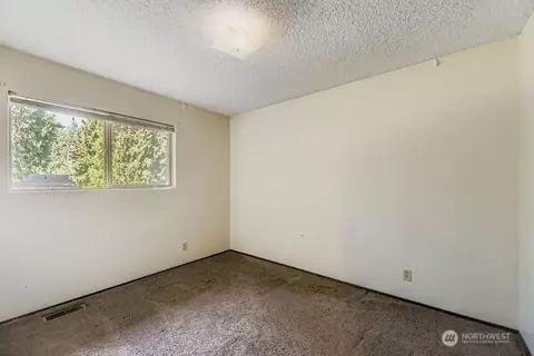 Bedroom - 114 212th St SE, Bothell, WA 98021 photo 3 of 4