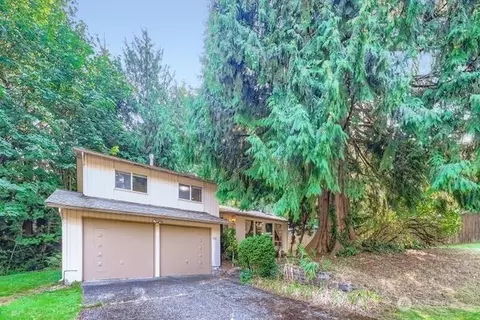Exterior - 114 212th St SE, Bothell, WA 98021 photo 2 of 5