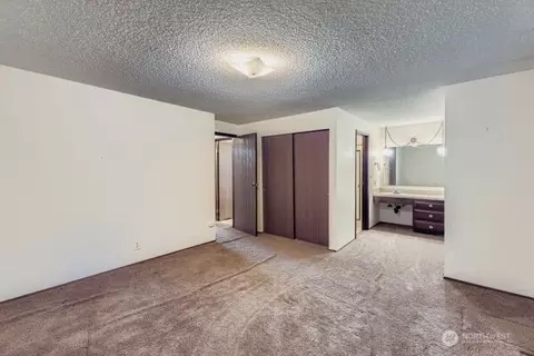 Bedroom - 114 212th St SE, Bothell, WA 98021 photo 1 of 4