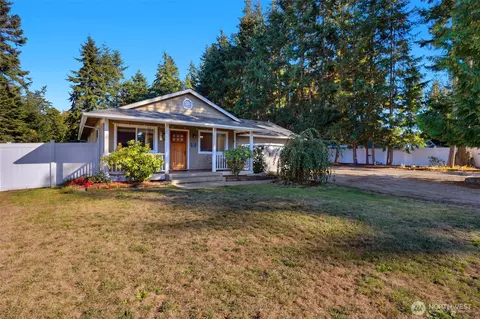 938 NW Camano Dr, Camano Island, WA 98282