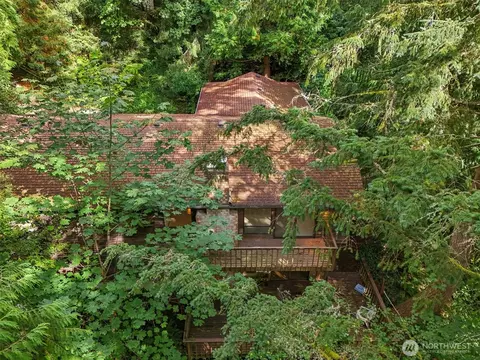 25529 SE 159th St, Issaquah, WA 98027