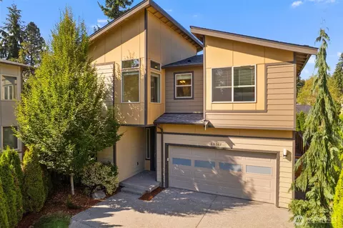 20317 58th Ln NE, Kenmore, WA 98028