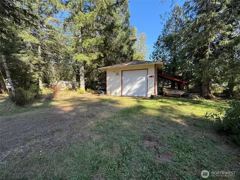 41 W Kalaloch Ln, Elma, WA 98541