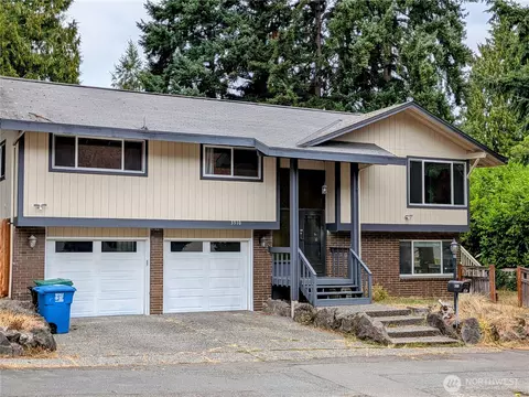 3510 NE 90th St, Seattle, WA 98115