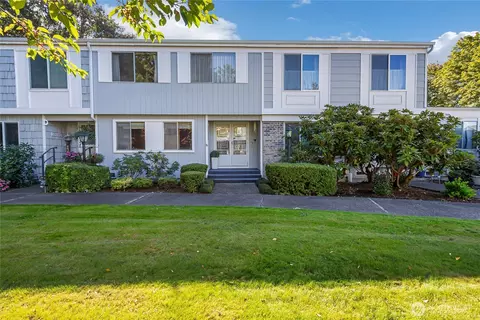 8636 Onyx Dr SW #C, Lakewood, WA 98498
