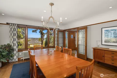 Dining - 2055 E Crescent Dr, Seattle, WA 98112 photo 2 of 2