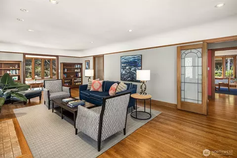 Living - 2055 E Crescent Dr, Seattle, WA 98112 photo 2 of 5