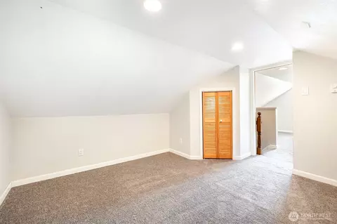 Bedroom - 2102 Jackson Ave, Everett, WA 98203 photo 6 of 8