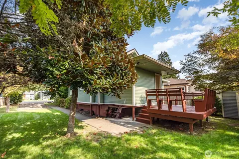 Exterior - 2102 Jackson Ave, Everett, WA 98203 photo 4 of 4