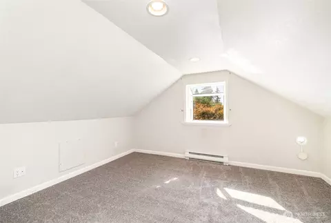 Bedroom - 2102 Jackson Ave, Everett, WA 98203 photo 3 of 8