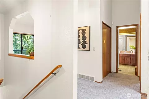 Entry Way - 140 Sunset Pl, Sequim, WA 98382 photo 3 of 3
