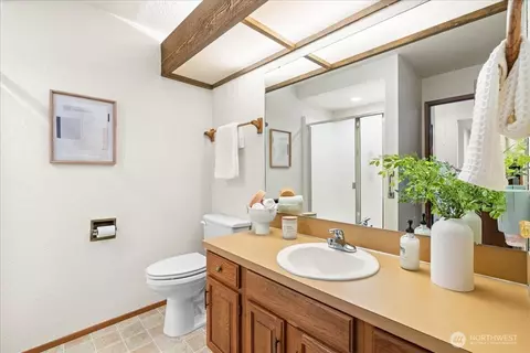 Bath - 140 Sunset Pl, Sequim, WA 98382 photo 1 of 4