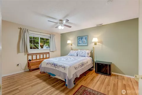 Bedroom - 14130 57th Dr SE, Everett, WA 98208 photo 2 of 3