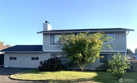 416 Meade Ave, Sumner, WA 98390