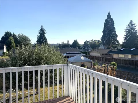416 Meade Ave, Sumner, WA 98390 photo 9