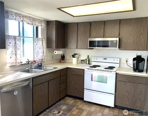 416 Meade Ave, Sumner, WA 98390 photo 10