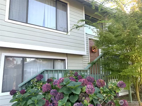 416 Meade Ave, Sumner, WA 98390 photo 2