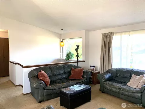 416 Meade Ave, Sumner, WA 98390 photo 6