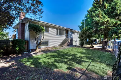 4504 S 124th St, Seattle, WA 98178