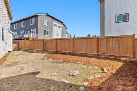 Exterior - 16225 1st Pl W, Bothell, WA 98012 photo 6 of 9