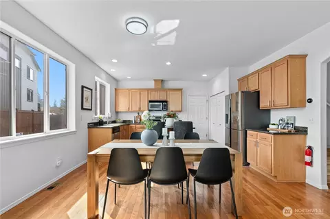 Dining - 16225 1st Pl W, Bothell, WA 98012 photo 3 of 3