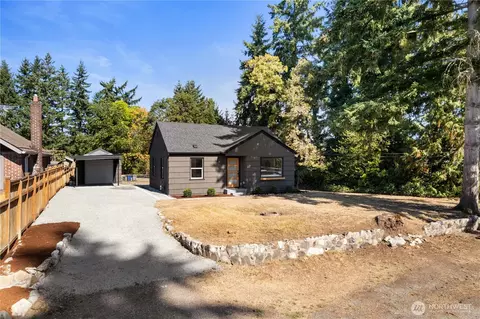 216 SW 131st St, Burien, WA 98146