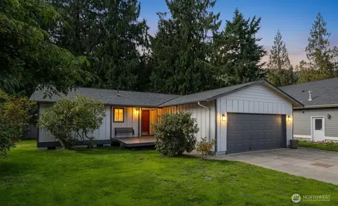 439 Fir Ln, Sedro Woolley, WA 98284