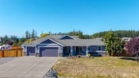 983 Cove View Cir, Oak Harbor, WA 98277