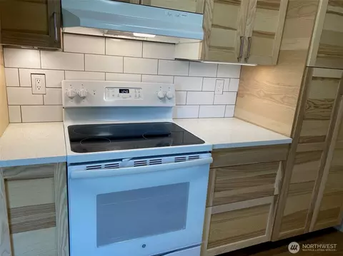 6310 Olympic Dr SE #A & B, Everett, WA 98203 photo 6