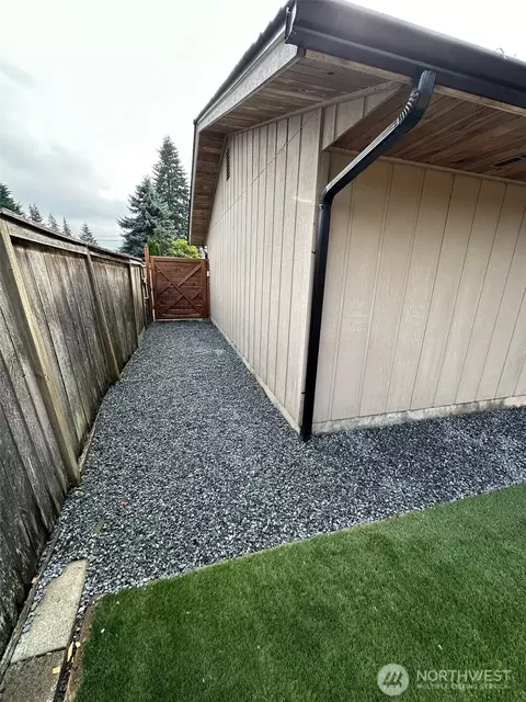 6310 Olympic Dr SE #A & B, Everett, WA 98203 photo 24