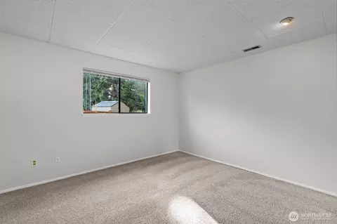 Bedroom - 528 213th St SW, Bothell, WA 98021 photo 10 of 11