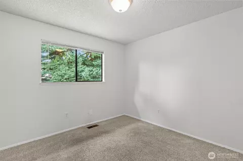 Bedroom - 528 213th St SW, Bothell, WA 98021 photo 7 of 11