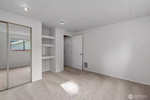Bedroom - 528 213th St SW, Bothell, WA 98021 photo 11 of 11