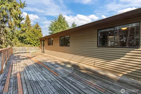 Exterior - 528 213th St SW, Bothell, WA 98021 photo 3 of 6