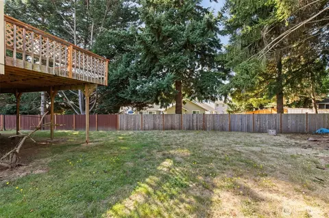 Exterior - 528 213th St SW, Bothell, WA 98021 photo 4 of 6