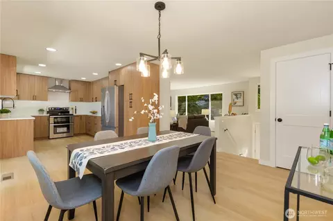 14624 NE 178th St, Woodinville, WA 98072