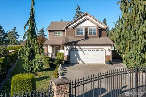 10119 Vickery Ave E, Tacoma, WA 98446