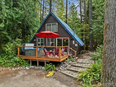12214 757th Ave NE, Skykomish, WA 98288