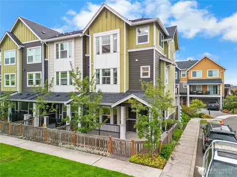3280 SW Graham St #601, Seattle, WA 98126
