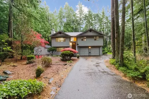 3303 NW Half Mile Rd, Silverdale, WA 98383