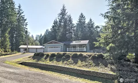 30 E Case Pl E, Shelton, WA 98584