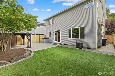 Exterior - 14912 48th Ave SE, Everett, WA 98208 photo 7 of 8