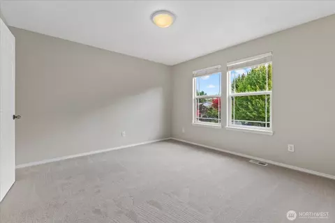 Bedroom - 14912 48th Ave SE, Everett, WA 98208 photo 2 of 4