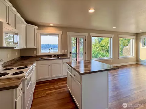 460 E Stretch Island Rd S, Grapeview, WA 98546 photo 25