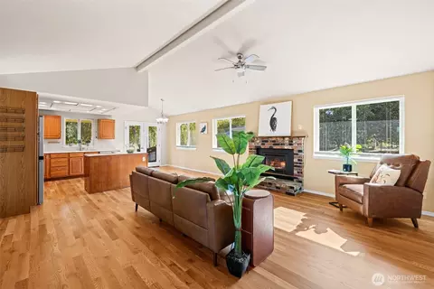 Living - 92 Robbins Rd, Sequim, WA 98382 photo 3 of 4
