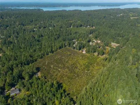 414 Webb Rd SW, Lakebay, WA 98349