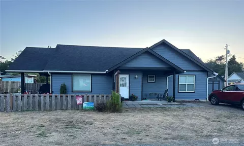 26209 N Pl, Ocean Park, WA 98640