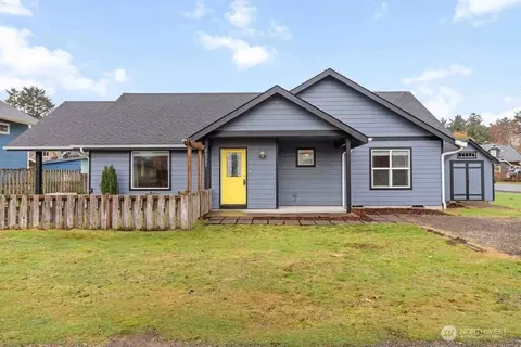 26209 N Pl, Ocean Park, WA 98640