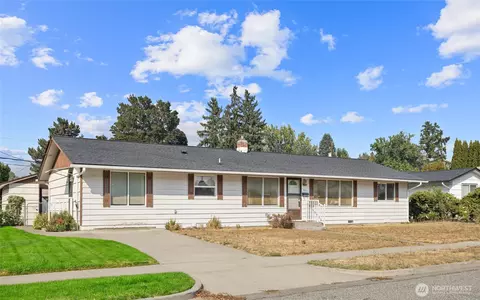807 Seattle Ave, Ellensburg, WA 98926