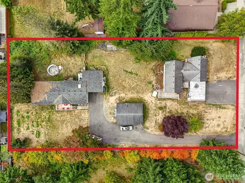 13041 SE 13045 Se 208th St, Kent, WA 98031